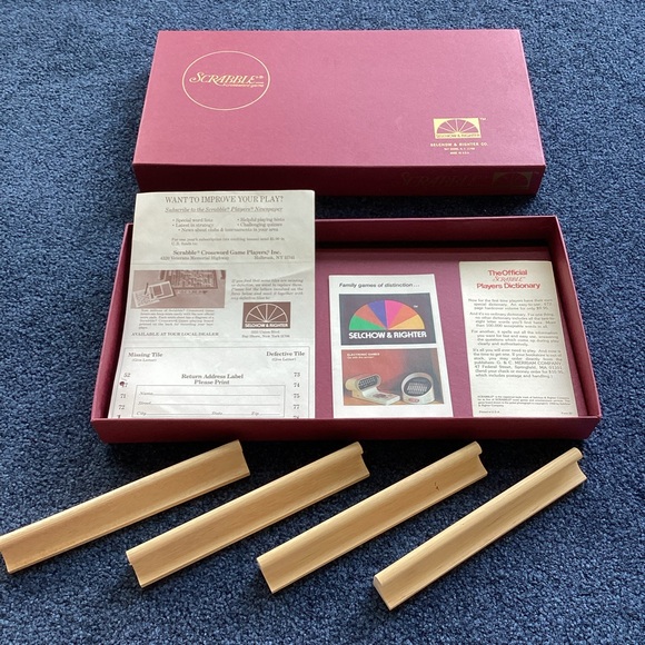Vintage Scrabble Game -- 1976 -- Selchow and Richter - Picture 1 of 10